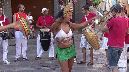 2016 - Vias - Déambulation Comparsa Cubaine