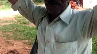Uneducated Indian man Speaking in English