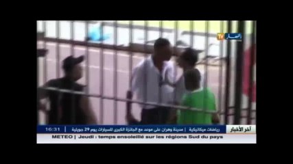 Boualem Charef pète un plomb et insulte un journaliste !