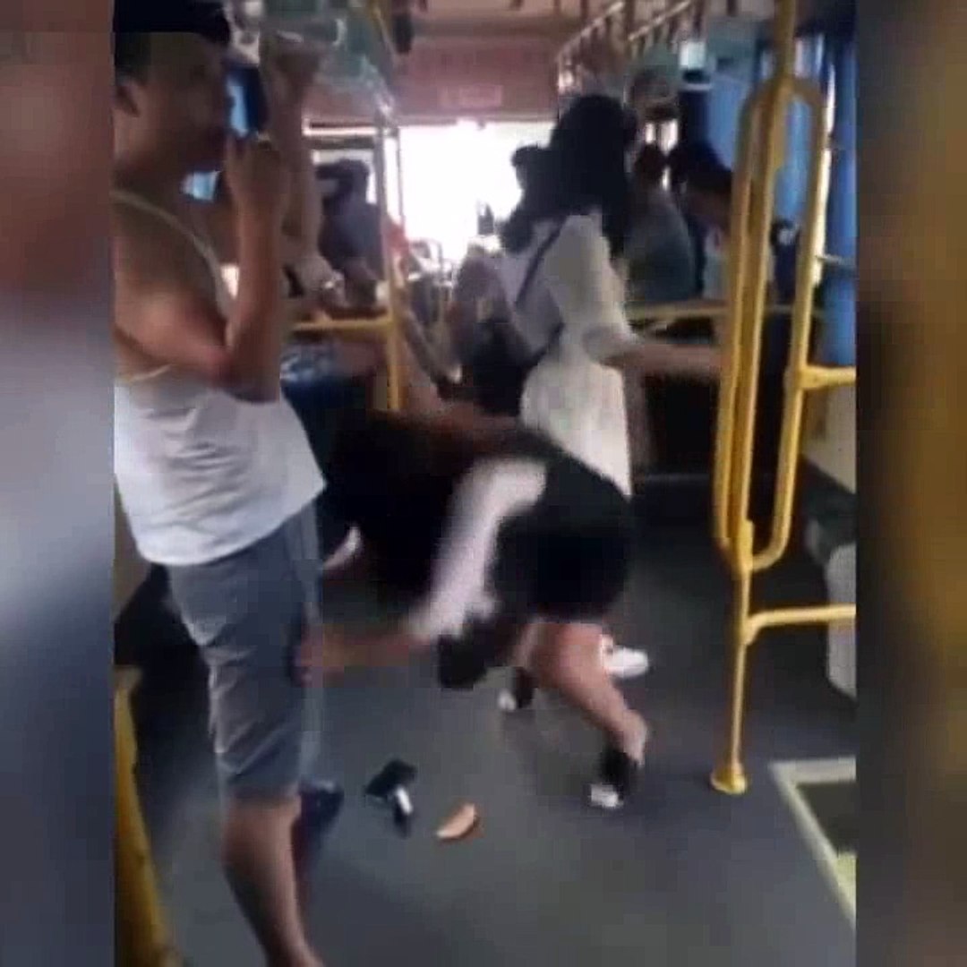 Crazy Girl Pulls Down Guy's Pants While Falling - video Dailymotion