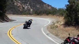 One handed motorcycle rider insane skills