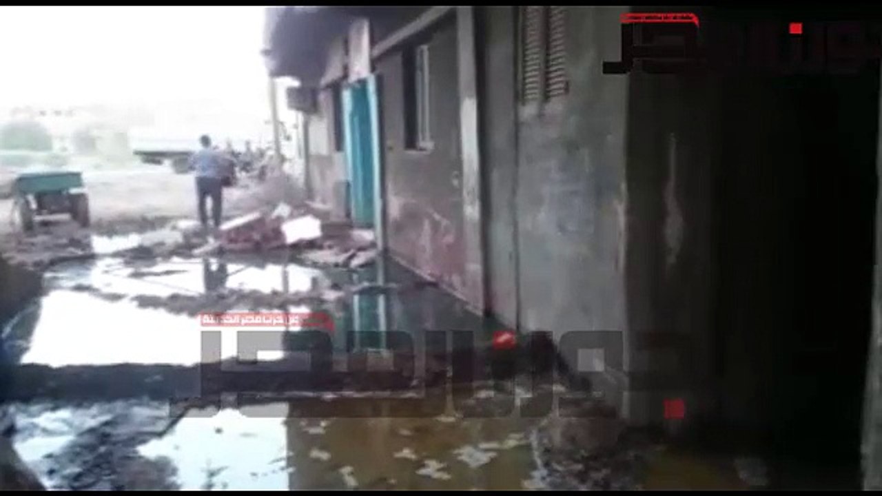 قرية كفر حمزة تغرق بمياه الصرف الصحي