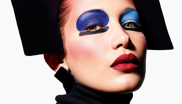 Le making-of de la séance beauté « Face Art » de Vogue Paris, avec Peter Philips pour Dior