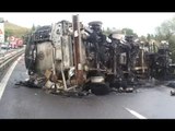 Firenze - Camion cisterna si ribalta e va in fiamme su A1 (28.07.16)