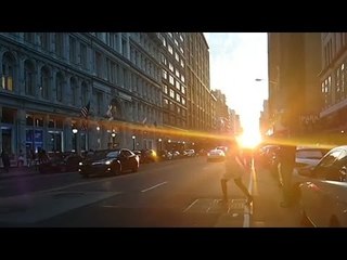 New York goes slo-mo for rare sunset