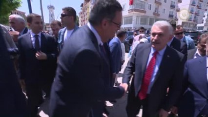 Başbakan Yıldırım, Kazan'daki Yaralı Vatandaşları Ziyaret Etti