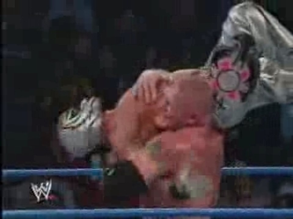 WWE - Brock Lesnar vs Rey Mysterio vs Big Show