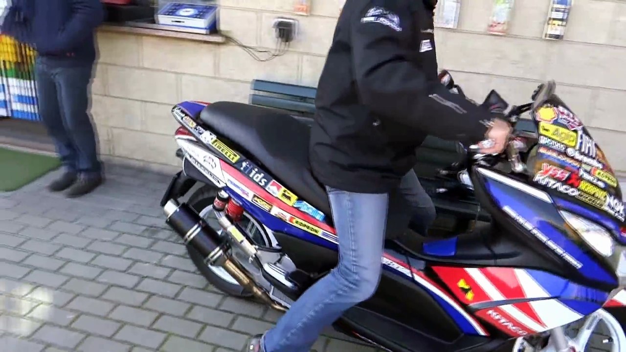 Pcx 175 HARD TUNED Vs Sh 150