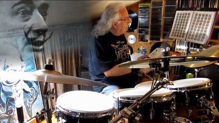 Salvador Dali toujours présent ... proche de ma batterie et de moi !!!!!!!