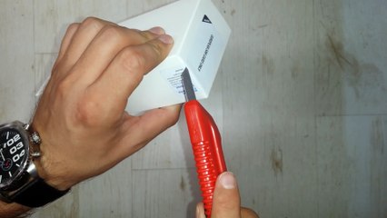 Samsung galaxy J7 2016 unboxing - raspakivanje