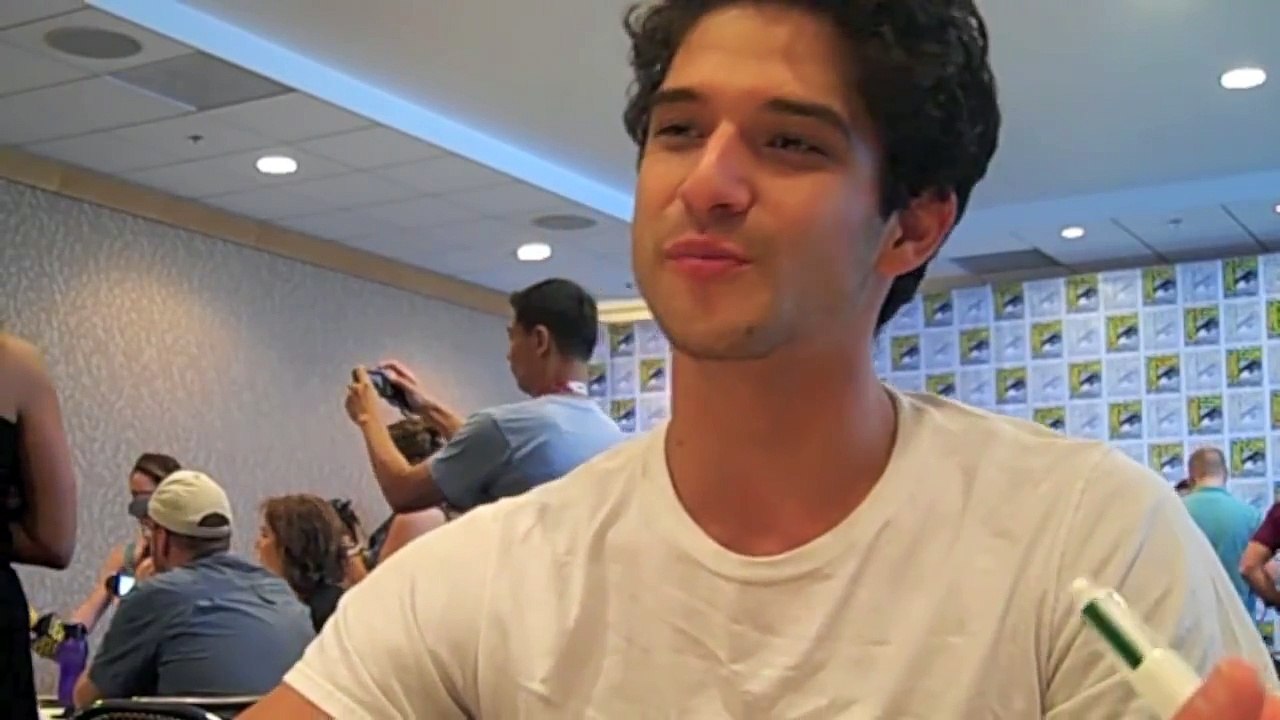 Le héros de la série "Teen Wolf", Tyler Posey, affirme dans une vidéo: ""Je ne me suis jamais senti aussi vivant. Je sui