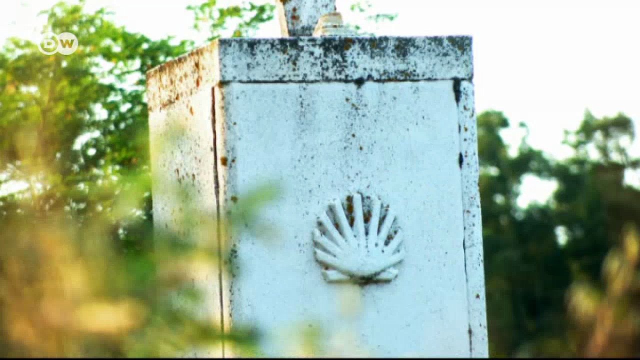 1200 Jahre Jakobsweg: Pilgern als Trend | Euromaxx