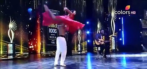 Fawad khan _ Live Soulful Singing Performance _  iifa Award 2016 Show