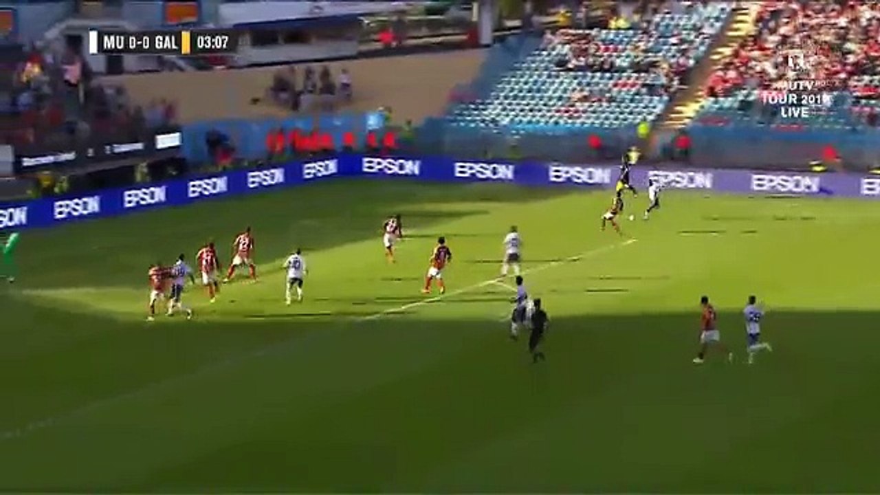 Premier but avec Manu : Zlatan Ibrahimovic marque après seulement 4 minutes de jeu grâce à un superbe ciseau