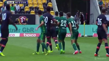 But CSC d'Aissa Mandi contre Everton