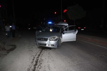 Polisle Kovalamaca Sırasında Otomobilden Atladı