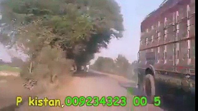 Nice Song by Atta-ullah-Essa-Khelvi MUST watch