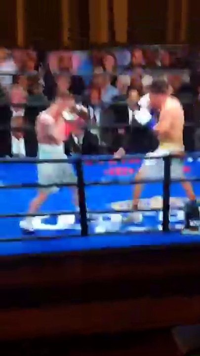 Last round Santa cruz Frampton #Boxing