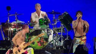 Red Hot Chili Peppers - Parallel Universe (Chicago, Lollapalooza 2016) [HD]