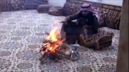 EViNiN SALONUNDA ATES YAKAN ADAM ))))