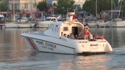 Batmak Üzere Olan Teknedeki Sığınmacılar Kurtarıldı