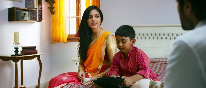 Pelli Choopulu theatrical trailer-Vijay Devarakonda-Ritu Varma-Trendviralvideos