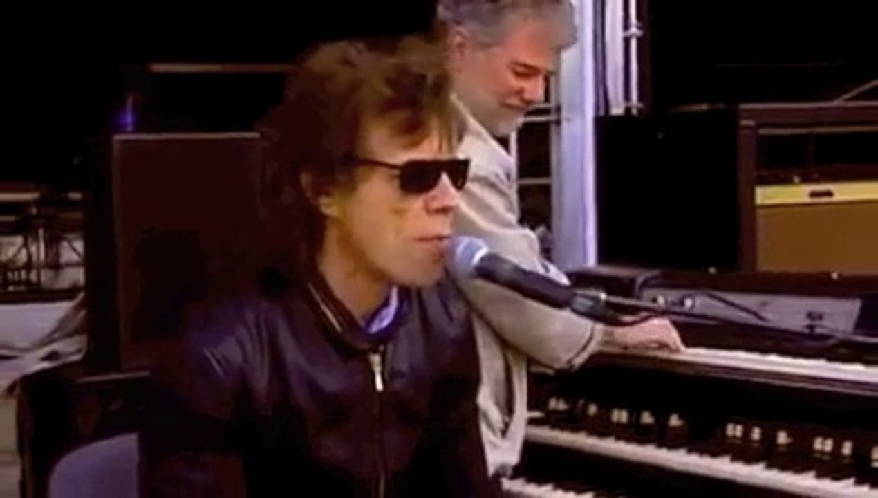 Stones Worried About U warm up