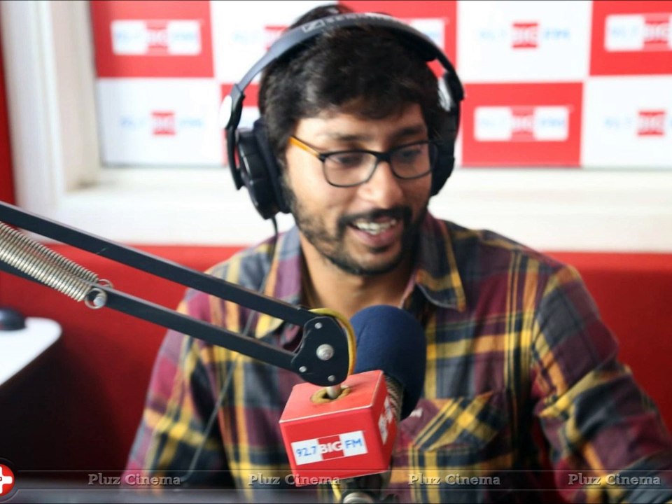 RJ Balaji Cross Talk - Happy Zappy Bday To Singer Rajesh
