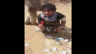 مقاتلو الحوثي يتناولون حبوب منع الحمل