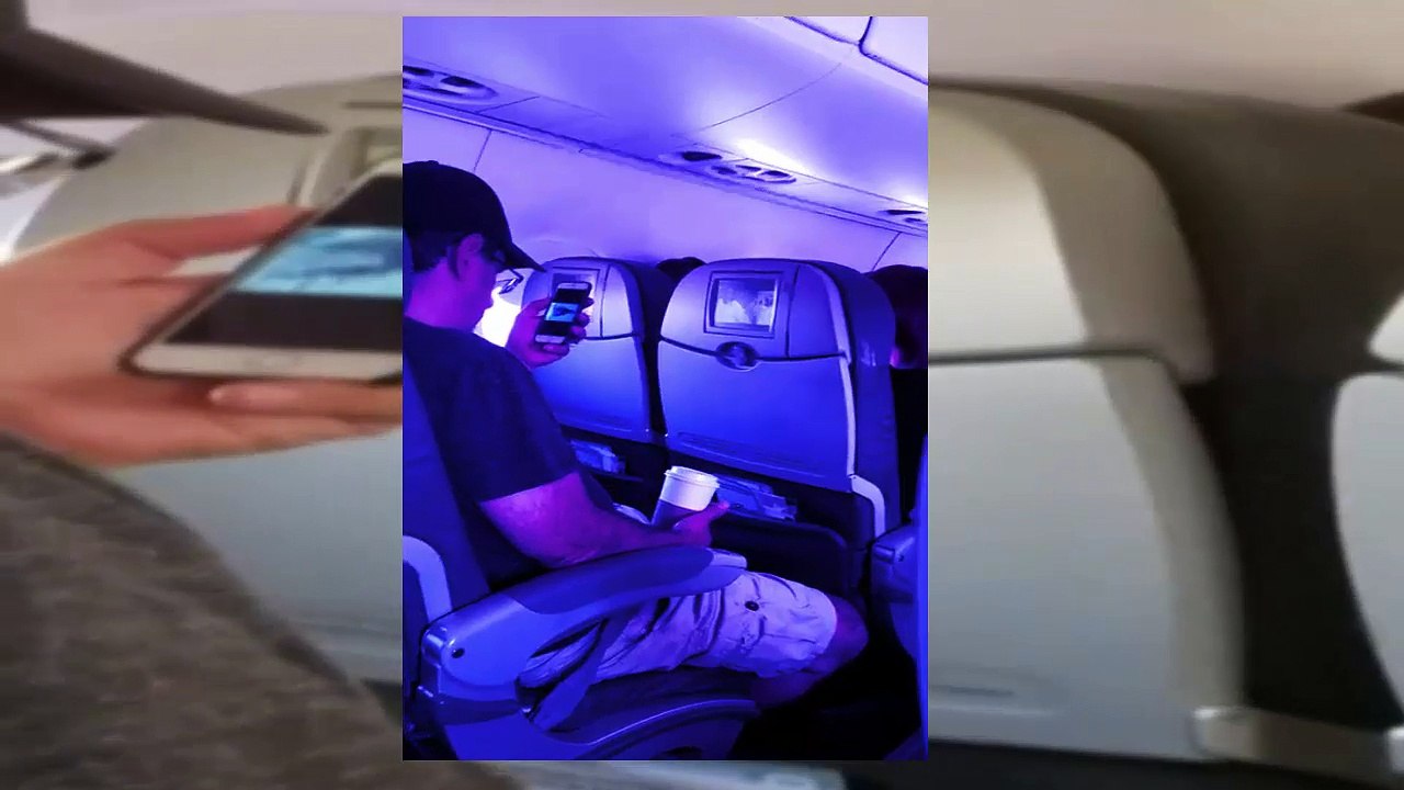 Guy watching 9/ 11 video on my flight before takeoff ►❤Guy watching 911 video❤