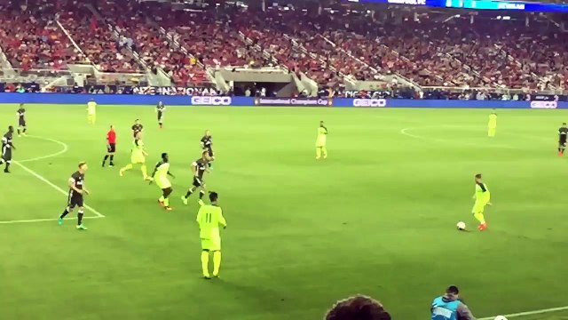 Le petit pont exceptionnel de Roberto Firmino sur Abate - Liverpool vs. Milan AC