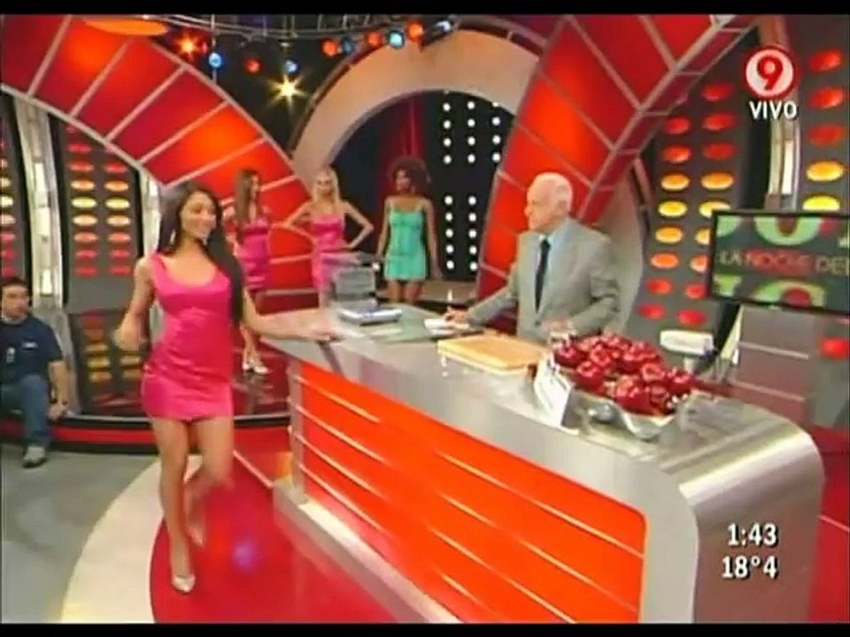 Belen Lavallen mini video La noche del domingo Video Dailymotion