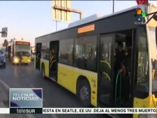 Turquía anula los pasaportes de casi 50 mil personas