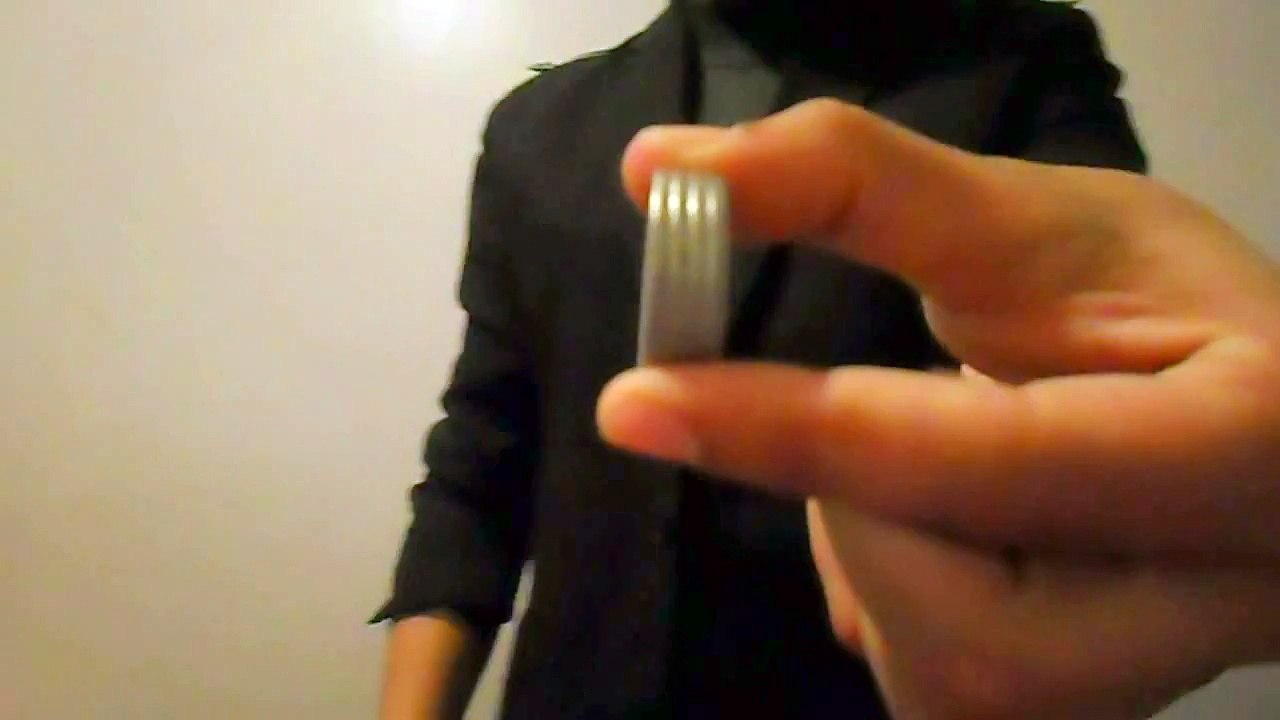 Learn juggling (that earn money magic trick) (8)