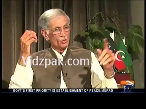 Mujhey KPK main tabdeeli kyu nazar nahi arahi :- Saleem Safi Pervaiz Khattak ne jawab deker Saleem Safi ki asliyat ba