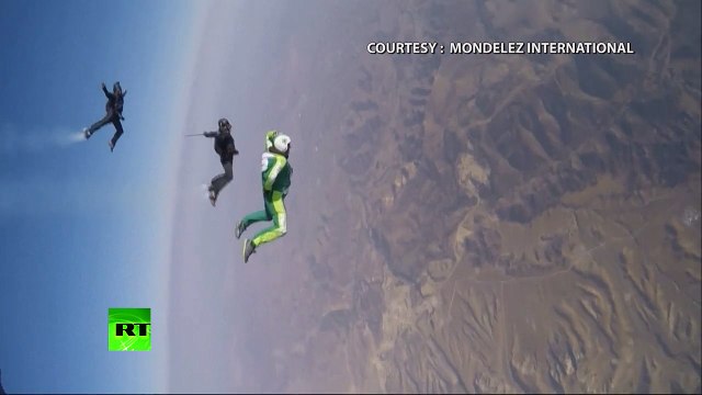 Le saut de Luke Aikins de 7600 mètres sans parachute !