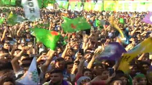 Diyarbakır - Hdp Eş Genel Başkanı Demirtaş, Diyarbakır'da Konuştu