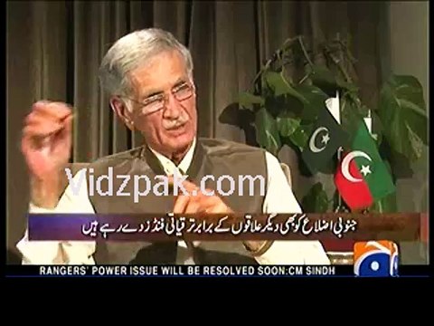 Pervez Khattak Calls Fazal ur Rehman As Diesel , Check Saleem Safi's Reaction