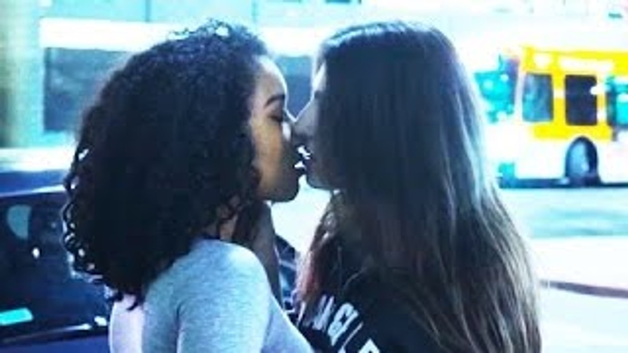 Kissing Prank (LESBIAN EDITION) - Girl Kisses Guys Game 2016