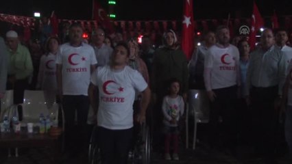 Vatandaşlar, Sabahın İlk Işıklarına Kadar "Demokrasi Bekçiliğine" Devam Ediyor - Kahramanmaraş