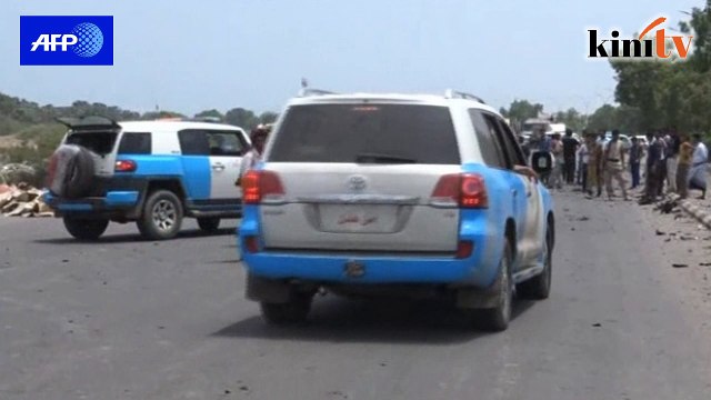 Kereta dipasang bom meletup di Yaman