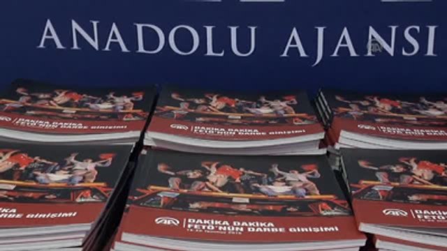Aa'nın Dakika Dakika Fetö'nün Darbe Girişimi Kitabı, Demokrasi Nöbeti Tutan Vatandaşlara...
