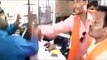 Shiv Sena leaders slap bank employee