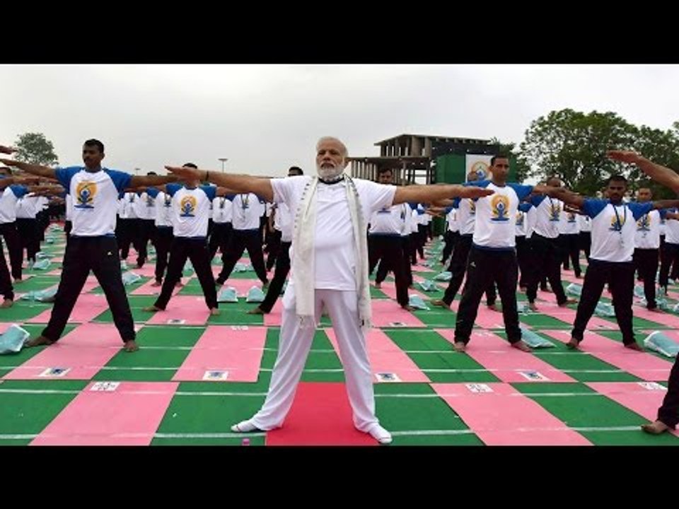 Watch | PM Modi performs yoga asanas with residents of Beautiful City