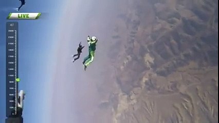 Jumping from plane  without PARA-SHOOT