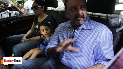 Sanjay Dutt’s AK-47 Lamp at his house is making everyone CRAZY