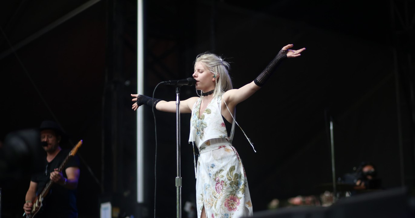 Aurora Aksnes - Conqueror -  Lollapalooza  - Chicago 2016.8.1