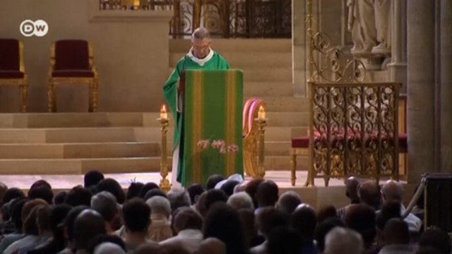 Мусульмане Франции почтили память убитого исламистами священника (01.08.2016)