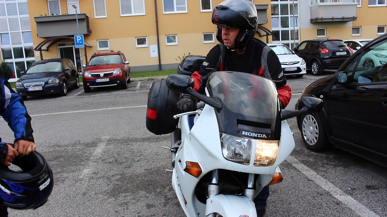 Robert chauffage VFR Honda Most pri Bratislave jullet 2016