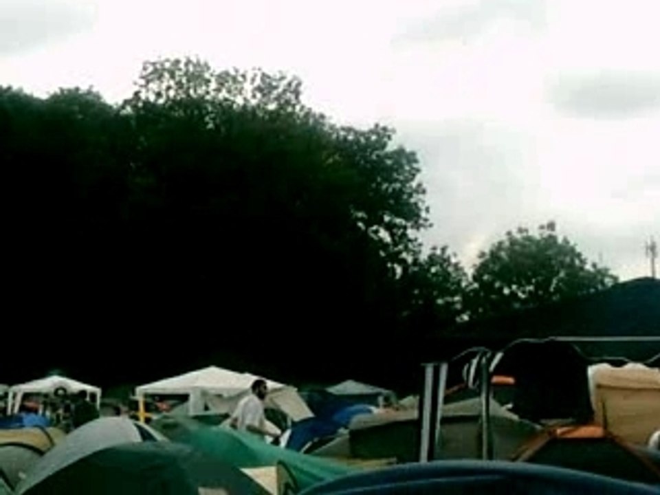 dour festival 2007 le début du camping